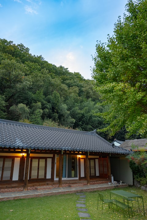 [SU:M1960]A Modern Hanok near Daegu, built in 1960