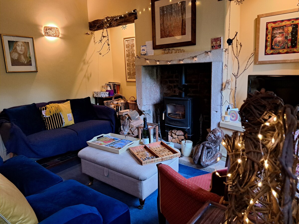 Popular Airbnb listing: Charming cosy quarryman's cottage in Bakewell in Bakewell