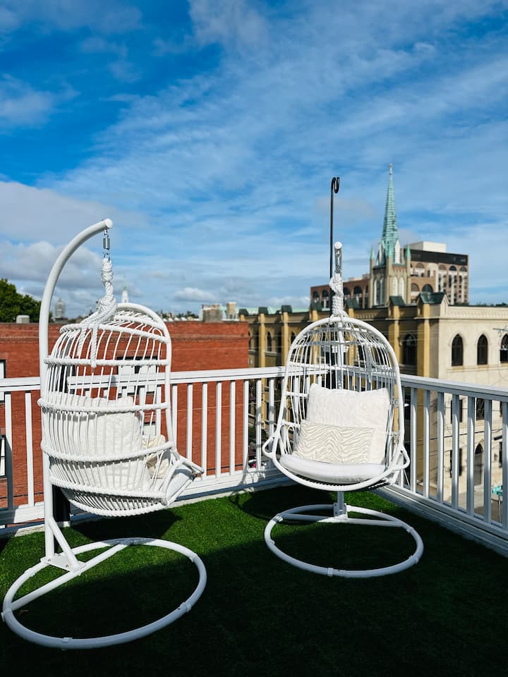 FREE Golf Cart, Jones St, Private Rooftop Terrace Condominiums for