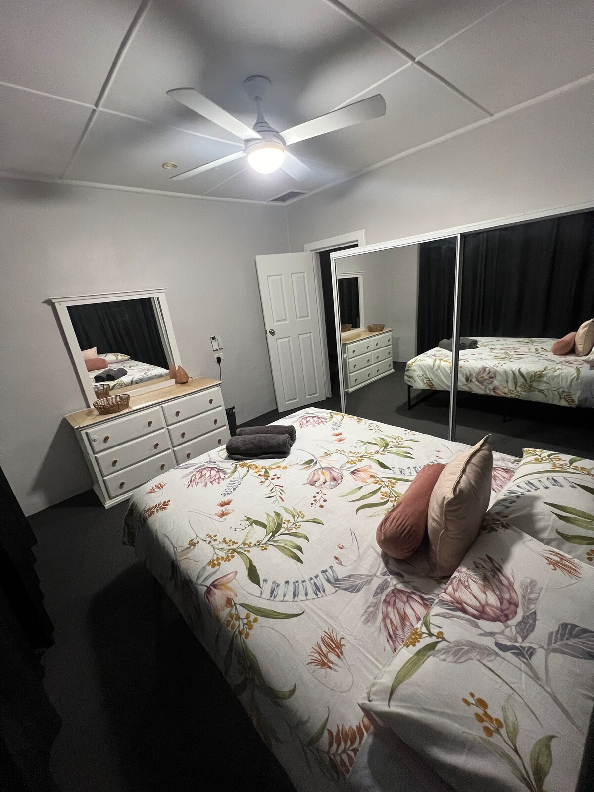 საძინებელი 3