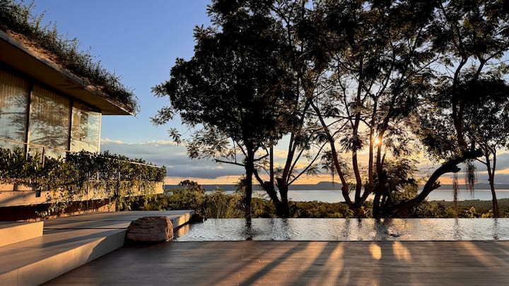House with a lake view in SB - Townhouses for Rent in San House with a lake view in SB - Townhouses for Rent in San