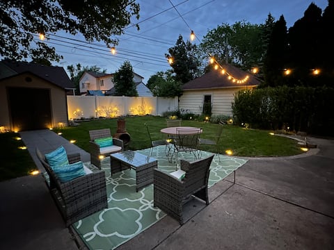 This is your comfortable "home away from home"!