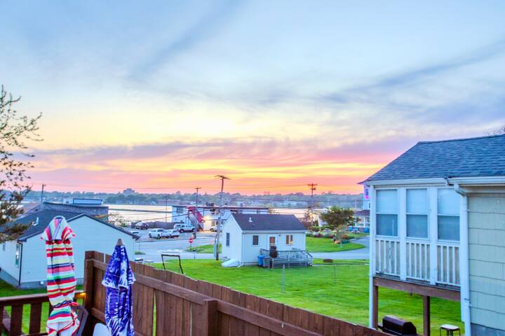 Beach House, Views, Pool & Hot Tub gallery image 5