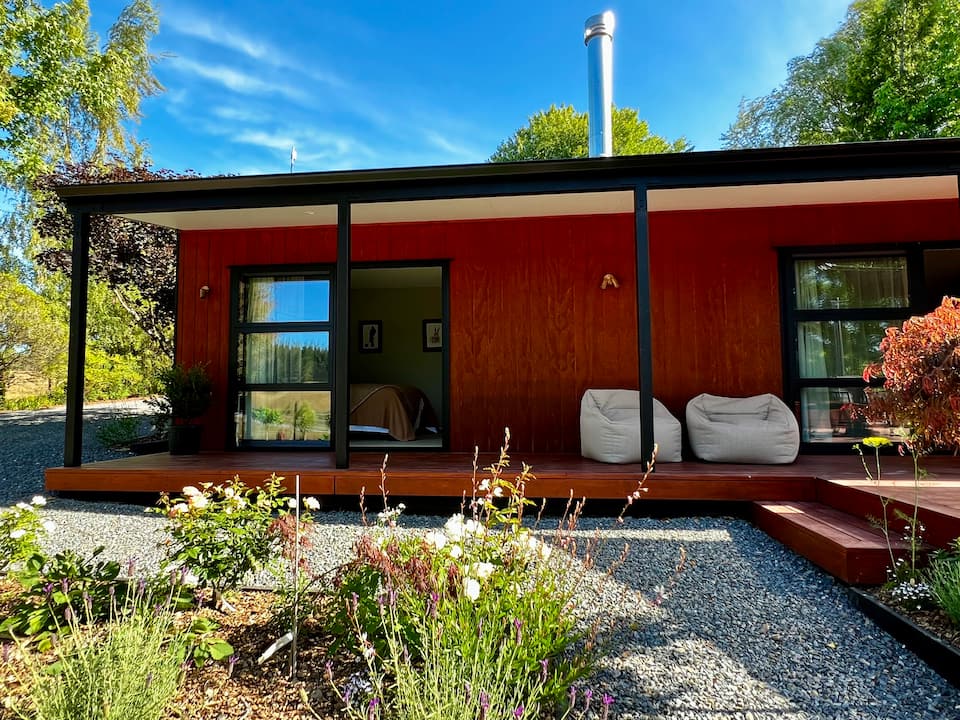 Pheasant Lodge, among orchards near the Abel Tasman, Upper Moutere, Tasman, New Zealand, photo 9 of 10