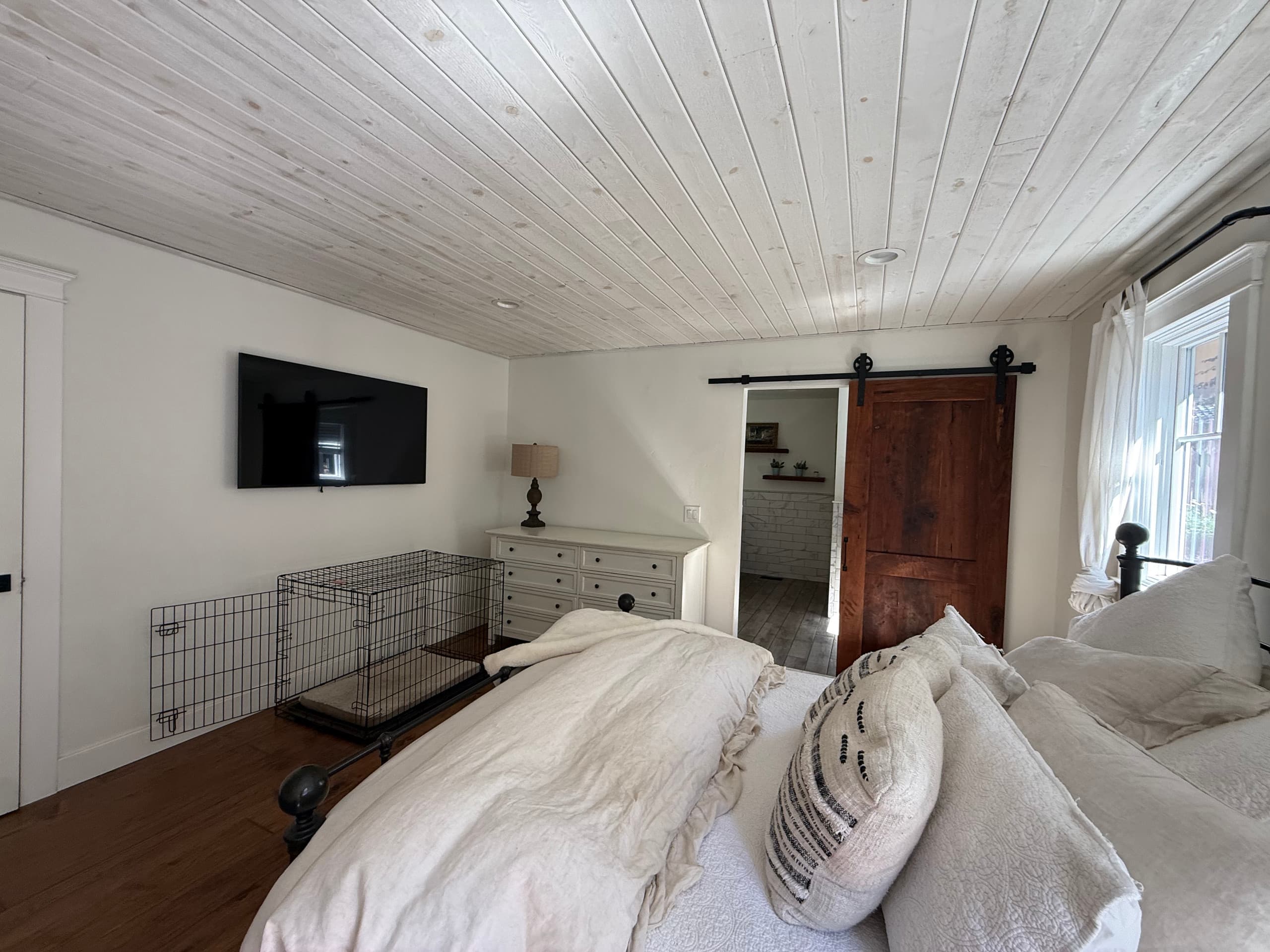 Ocean-view home, fire pits, walk to beach - Photo 27