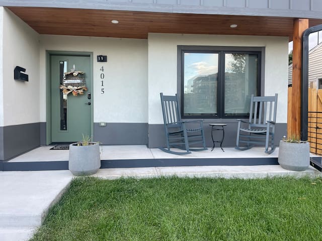 Sunnyside’s Brightest – Casa de Kalamath gallery image 2