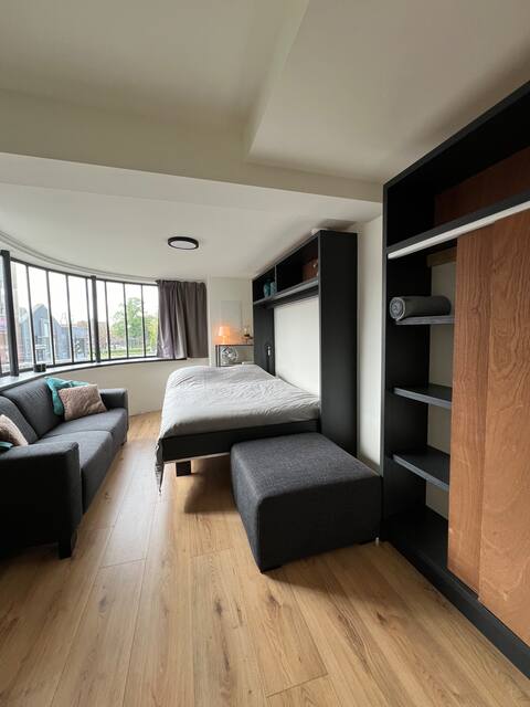 Complete accommodation in the city center near the station