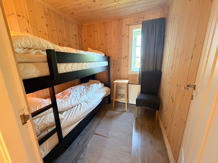Schlafzimmer 4
