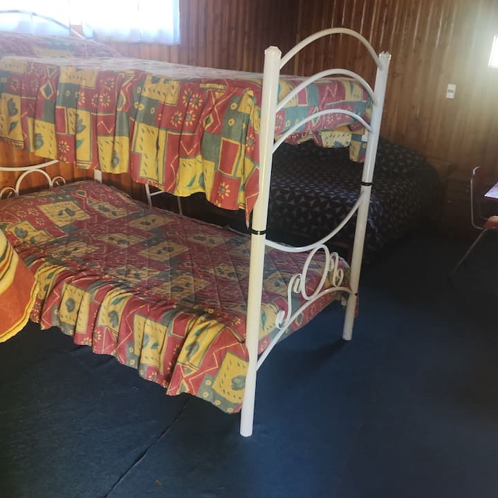 Cabaña Cómoda Para Grupos - Lautaro