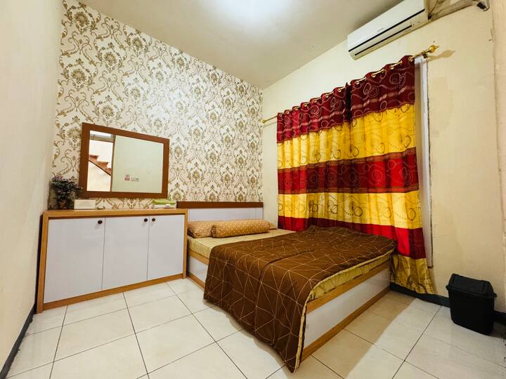 Kamar tidur 1