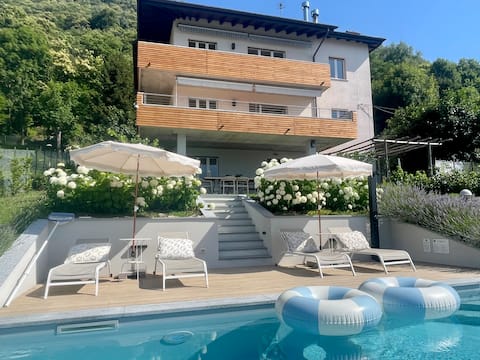 Villa | spectacular Lake Como view & pool