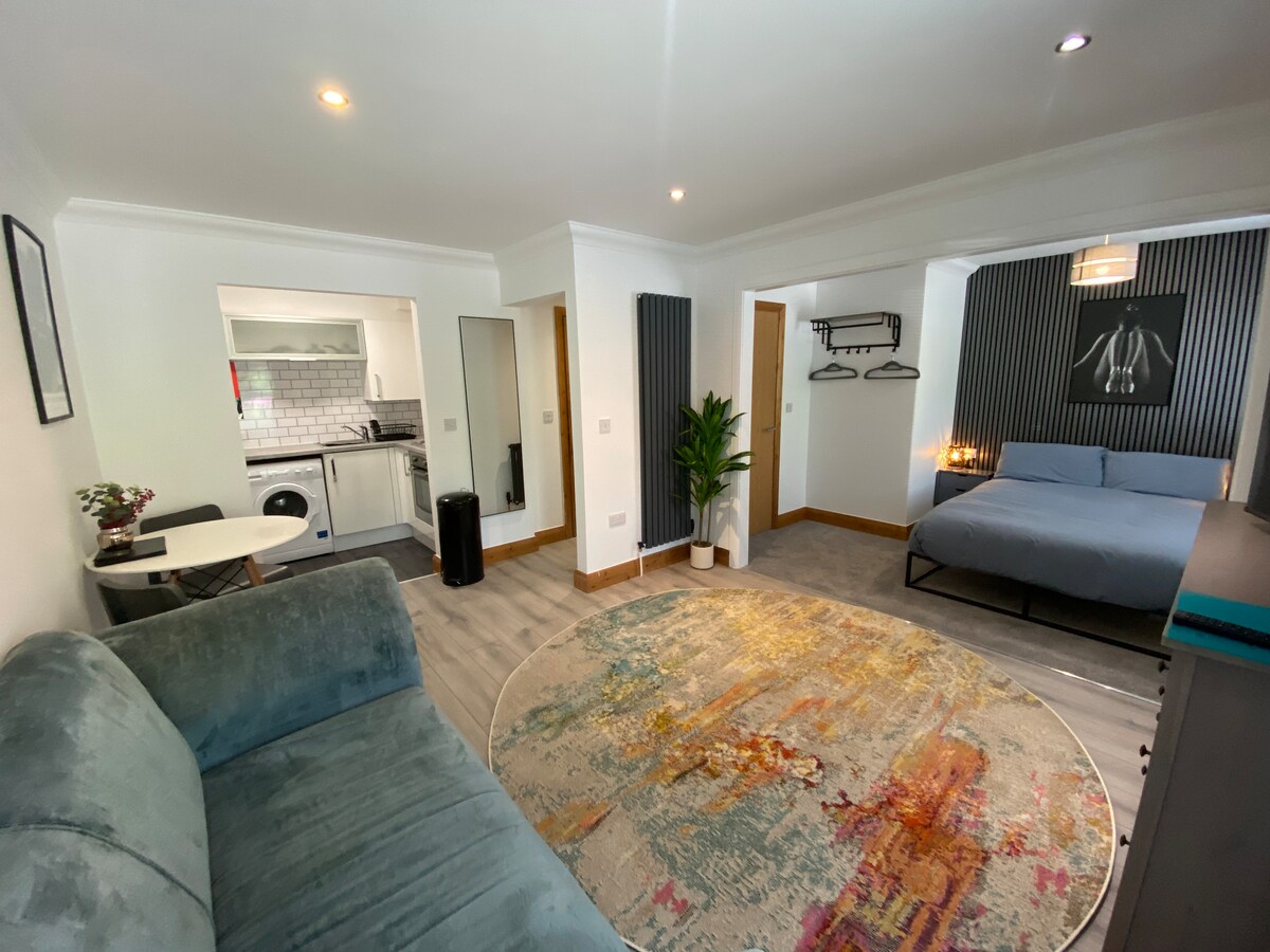Apt 1 Prime central Location close cathedral