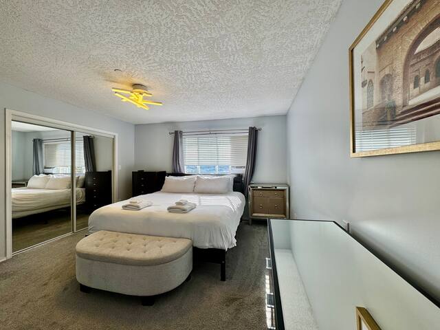 Modern Hilltop Home with Views! King bed gallery image 5