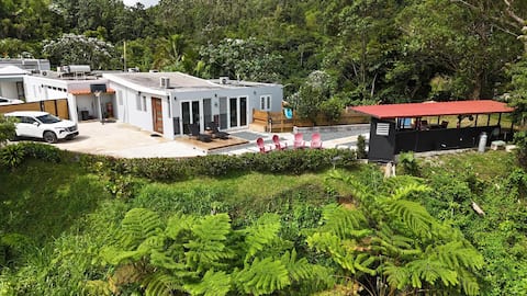 La Desconexión: Incredible View, Jacuzzi, Stream