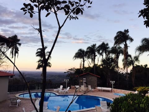 Chácara  Bordaleza  with Pool and Panoramic View