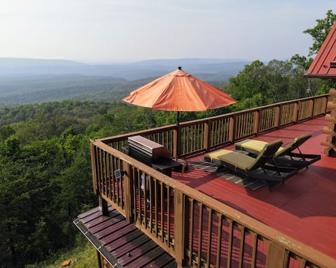 Hot tub, Playground, Fire pit, View and Game room