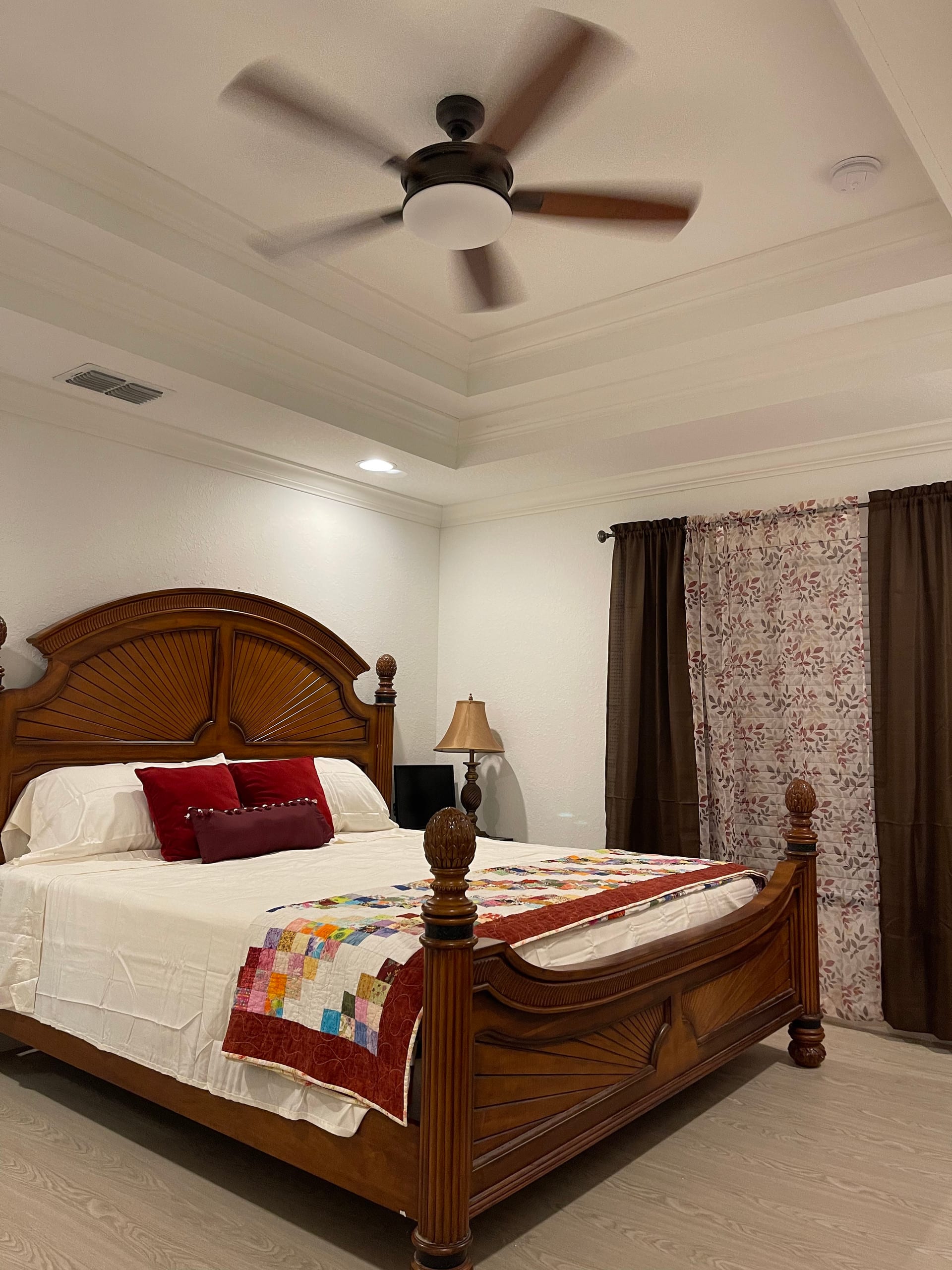 4 Bedroom in Quiet Neighborhood