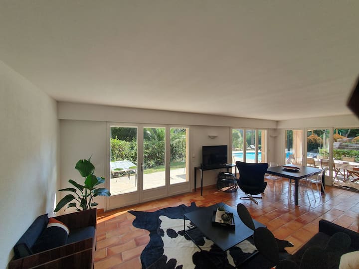 Villa Avec Piscine Dans Un éCrin De Verdure - Vallauris