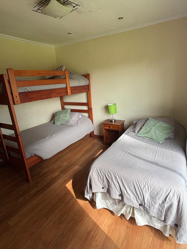 غرفة النوم 2