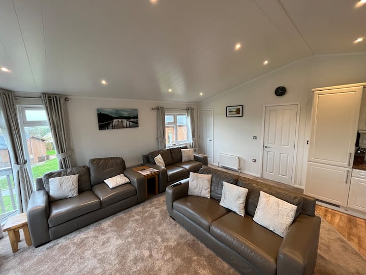 Conker's Lodge On Ashbury Resort, Okehampton Devon - Okehampton