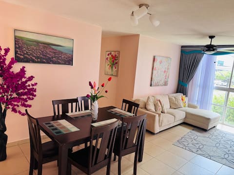 Cozy apartment near the airport.