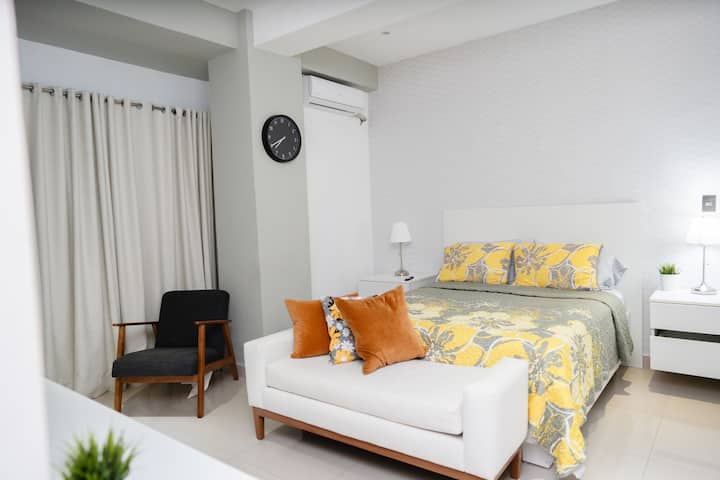 Chumba cha kulala chenye masted 2 