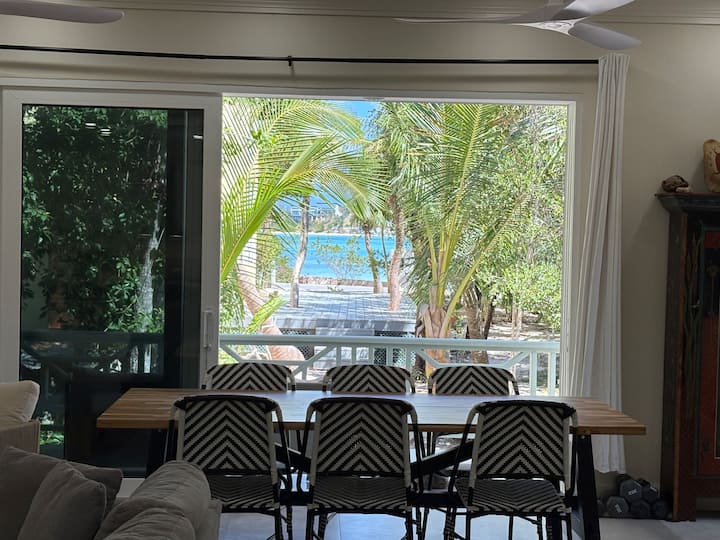 Coco Bay views, new 2024 house, sleeps 8