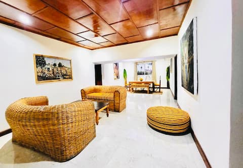 2Bed, 2.5Bath Home In Central Area + 24/7 Security
