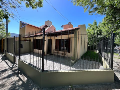 Las Balda, house with garage