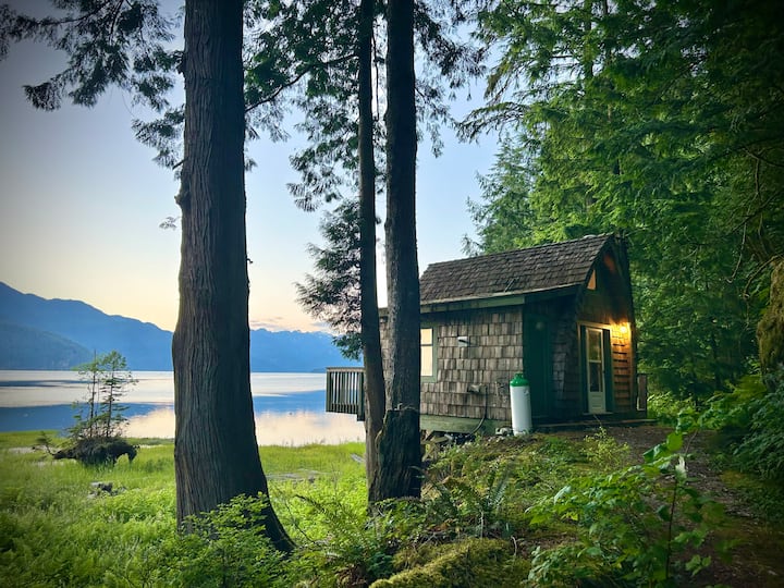 Cultus Lake Cabin Vacation Rentals British Columbia, Canada Airbnb