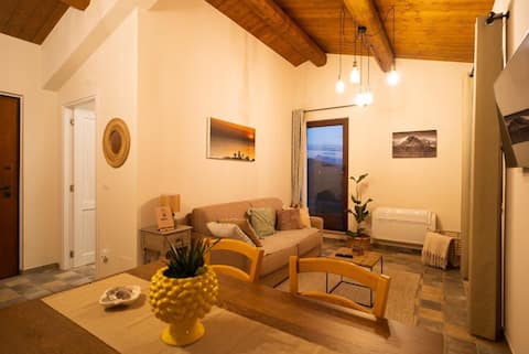 Top performing Airbnb: House in the countryside near the sea. Pool. Le Lavande in Pineto