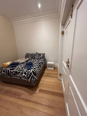 Sunny, family friendly house gallery image 3