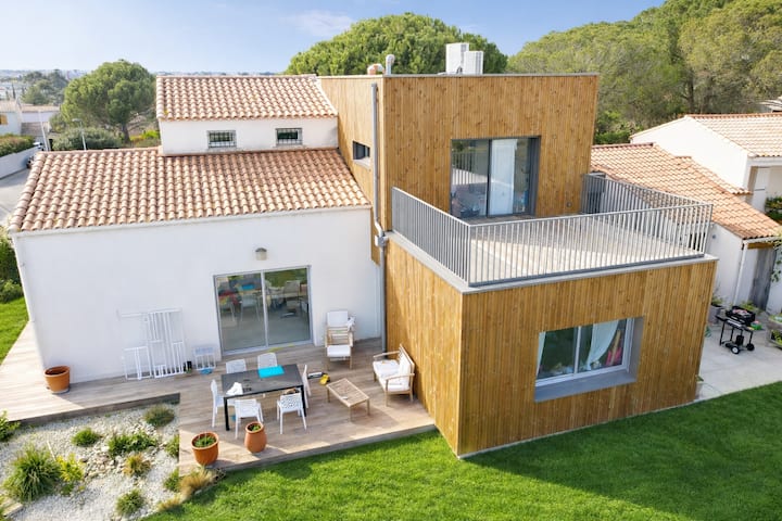 Superbe Villa 240m² Avec Piscine, Jardin & Clim - Montpellier