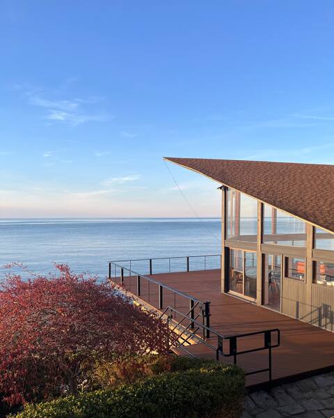 The Lake House