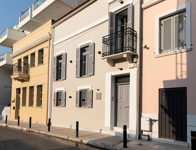 Maison 36 Villa in the center of Psyri gallery image 2