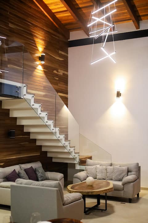 Popular Airbnb listing: Alto Cielo Cabin in Mazamitla