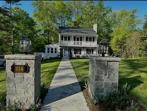 The Cottage in Druid Hills