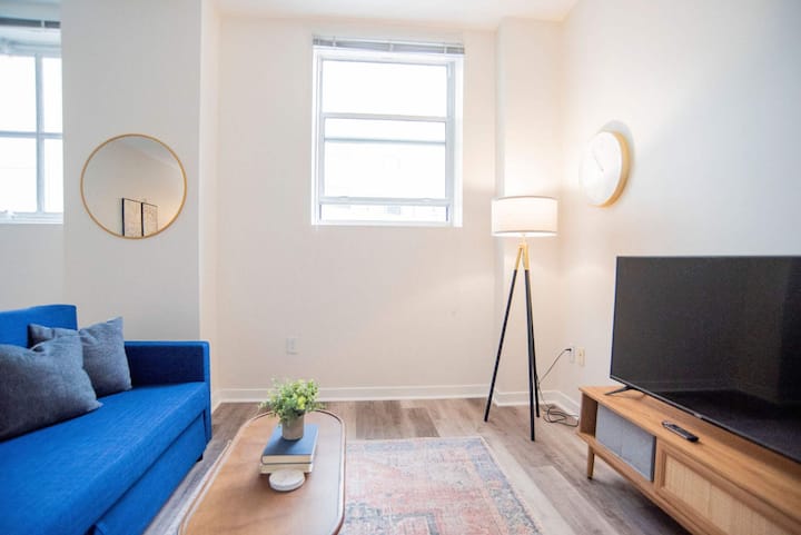 Cozysuites At The Block -Direct Skybridge Access#1 - Indiana