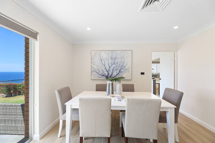 180 degree ocean views. gallery image 5