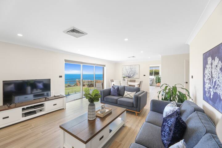 180 degree ocean views. gallery image 3