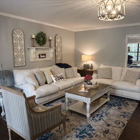 Enjoy Laurel’s Hometown Charm at The Parker House!