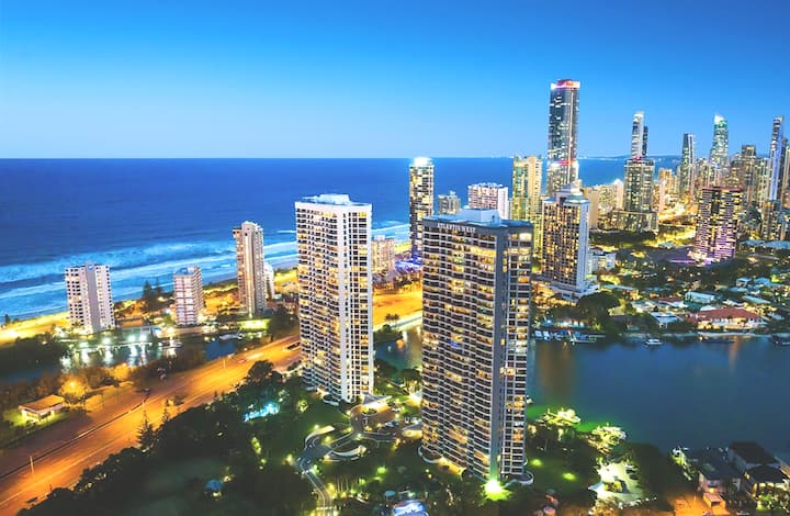 Coastal Resort Living  Ocean View  Walk To Beach - Gold Coast
