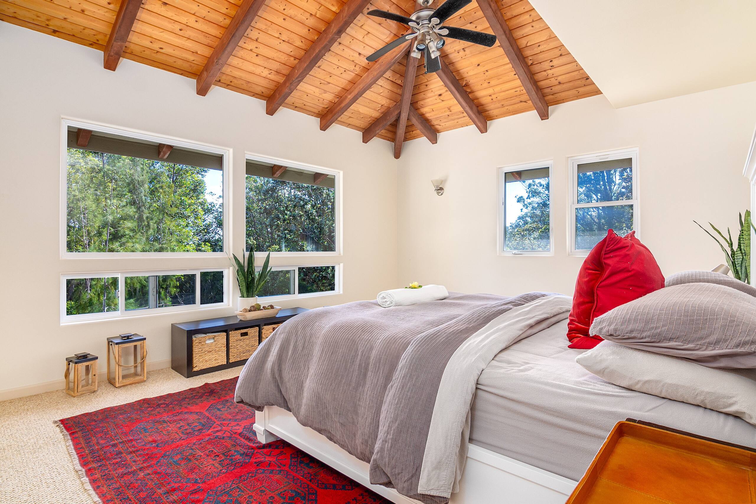 Home in Honokaa · ★4.86 · 4 bedrooms · 6 beds · 3 private baths - Image 24