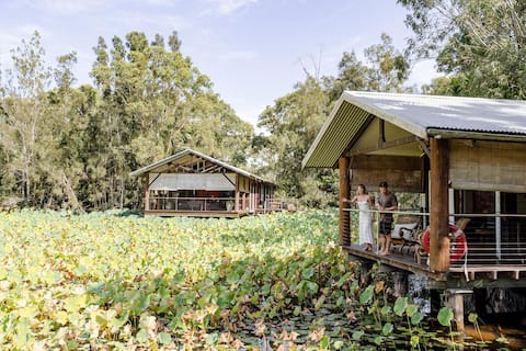 Popular Airbnb listing: Romantic Overwater Stay, Hunter Valley *NEW Sauna in Lovedale