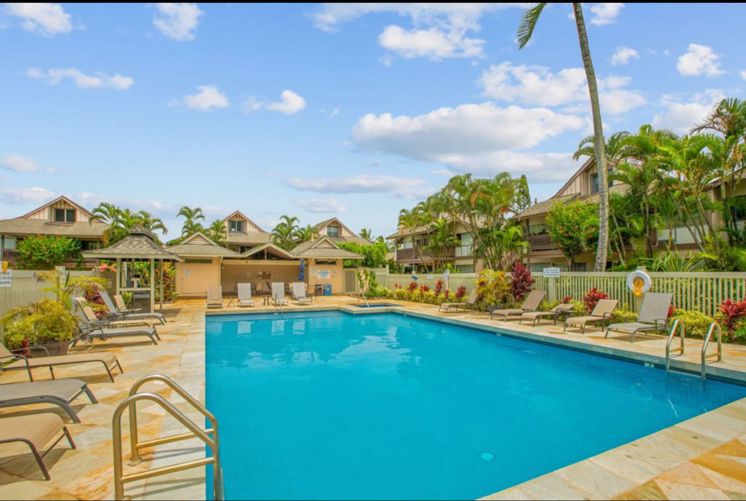 Condo in Princeville · ★4.87 · Studio · 2 beds · 1 private bath - Image 31