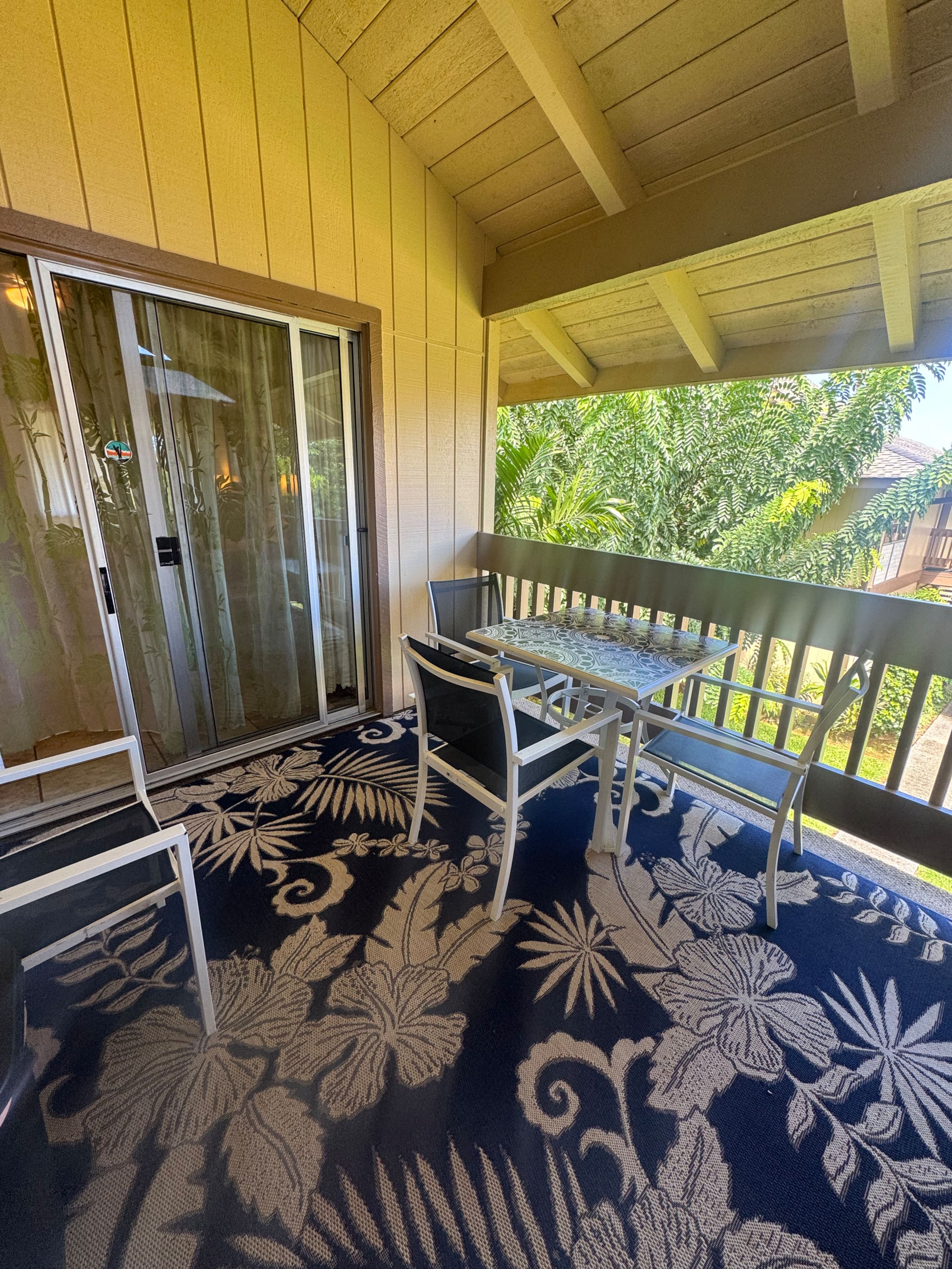 Condo in Princeville · ★4.87 · Studio · 2 beds · 1 private bath - Image 12
