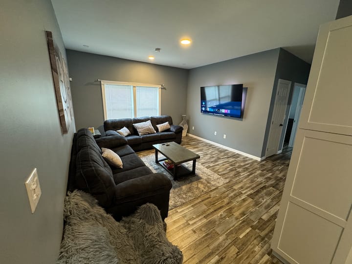 Entire 6 Bedroom, Remodeled & Modernized Home. - Homer, NY