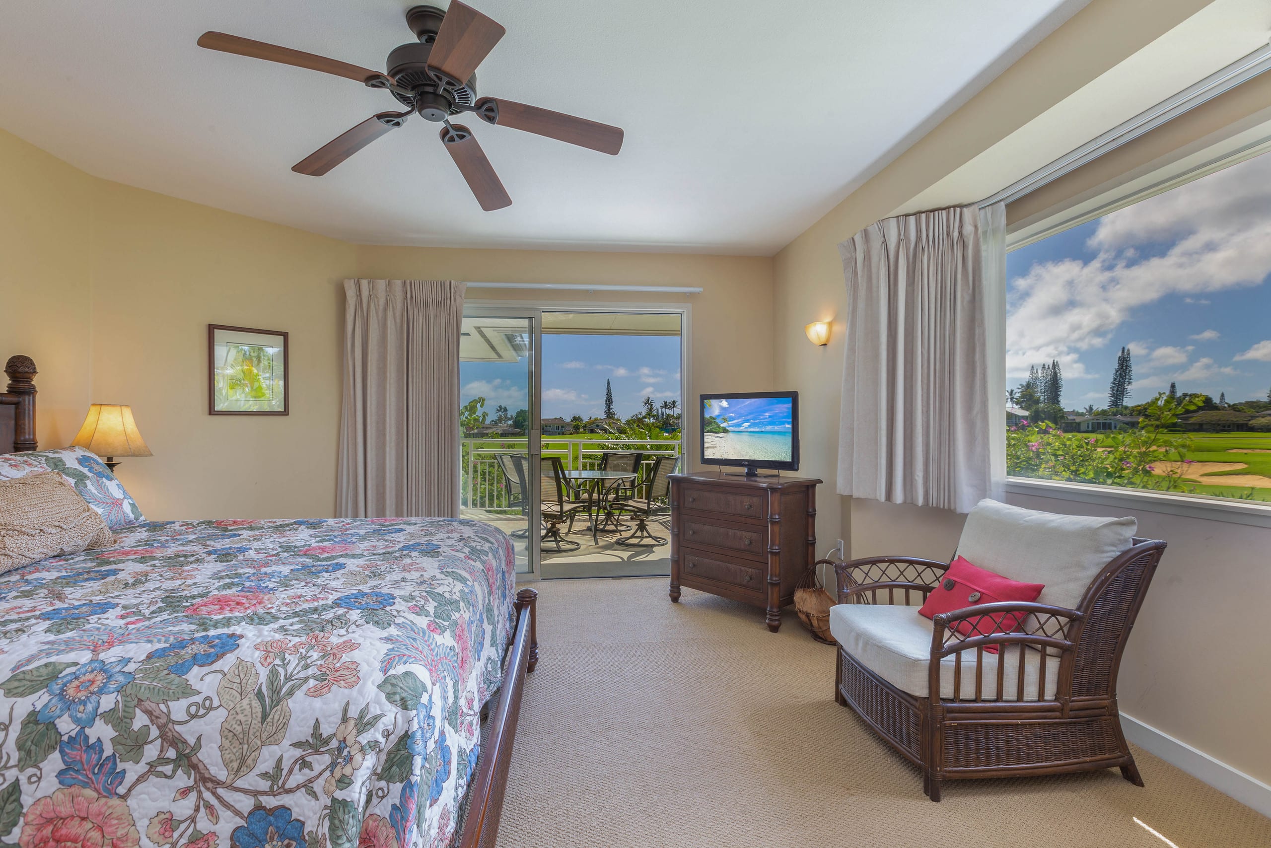 Emmalani Court #225 Air Conditioning in Bedrooms! - Image 15