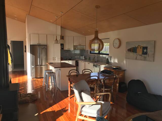 Shelly Beach House and Studio gallery image 2