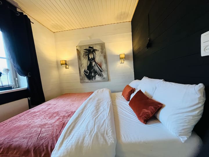 საძინებელი 1